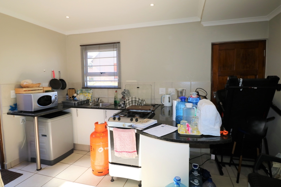 3 Bedroom Property for Sale in Sunnyridge Eastern Cape